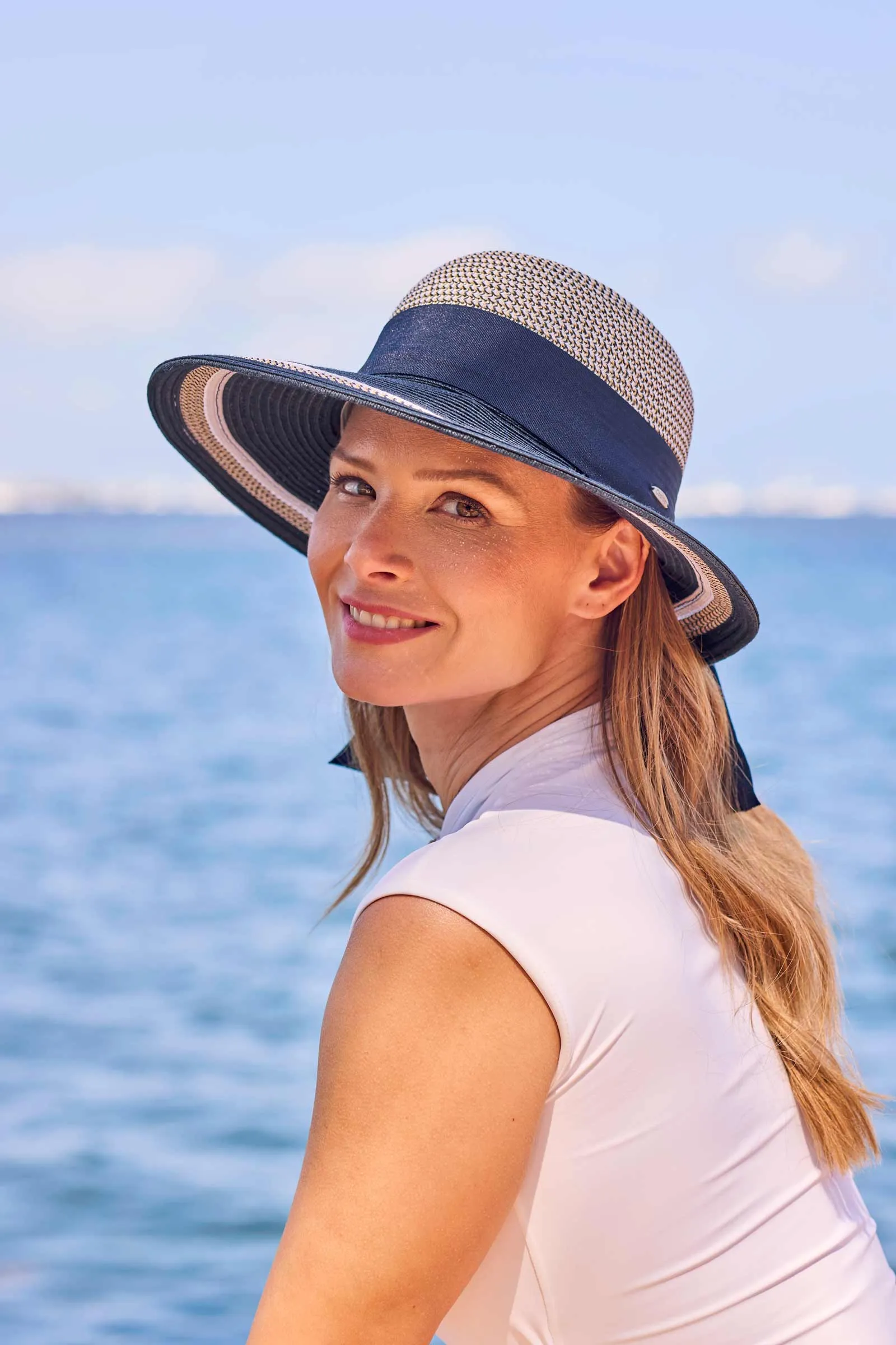 Clara Sun Hat | Navy/White Colorblock