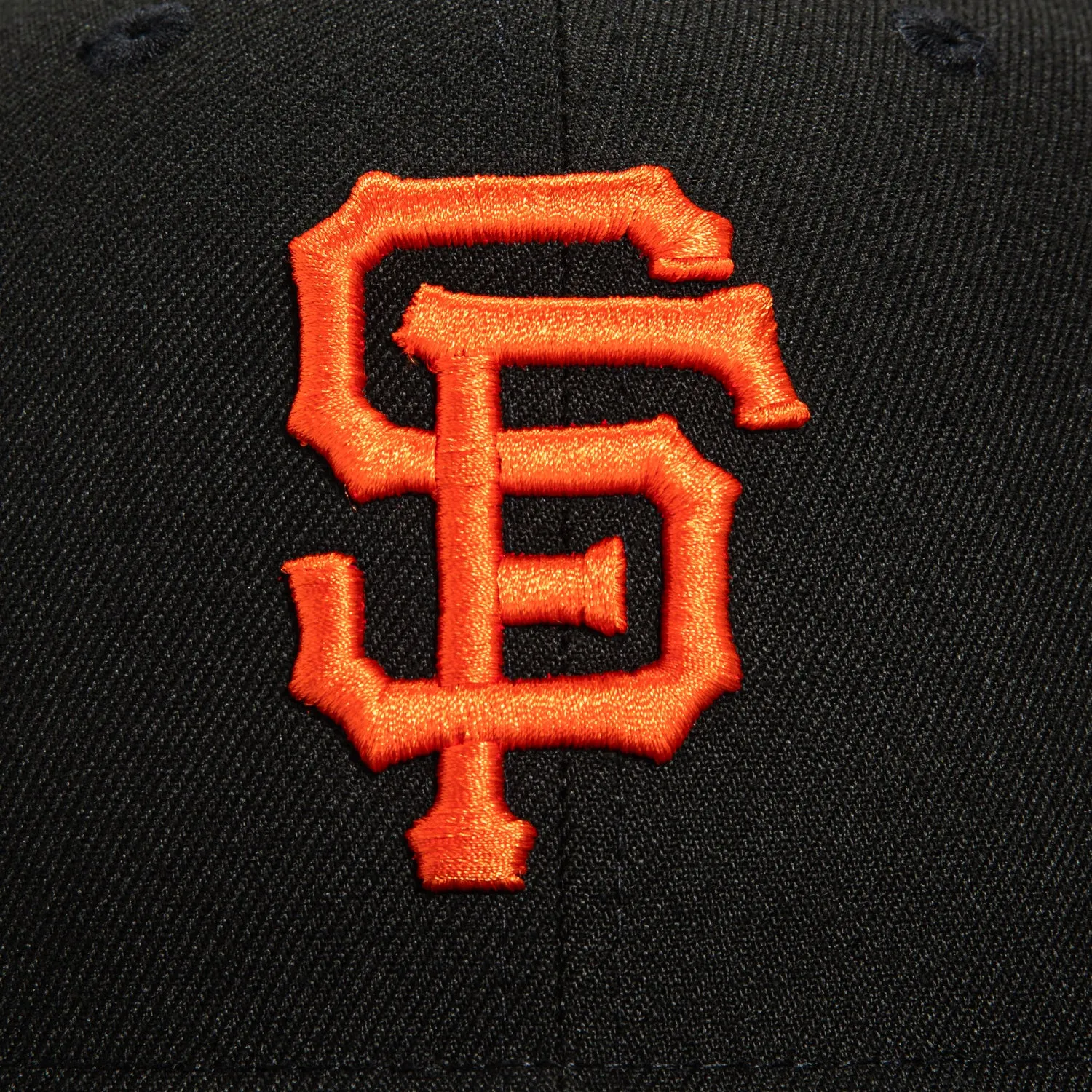 New Era 59Fifty San Francisco Giants 2010 World Series Patch Pink UV Hat -  Black