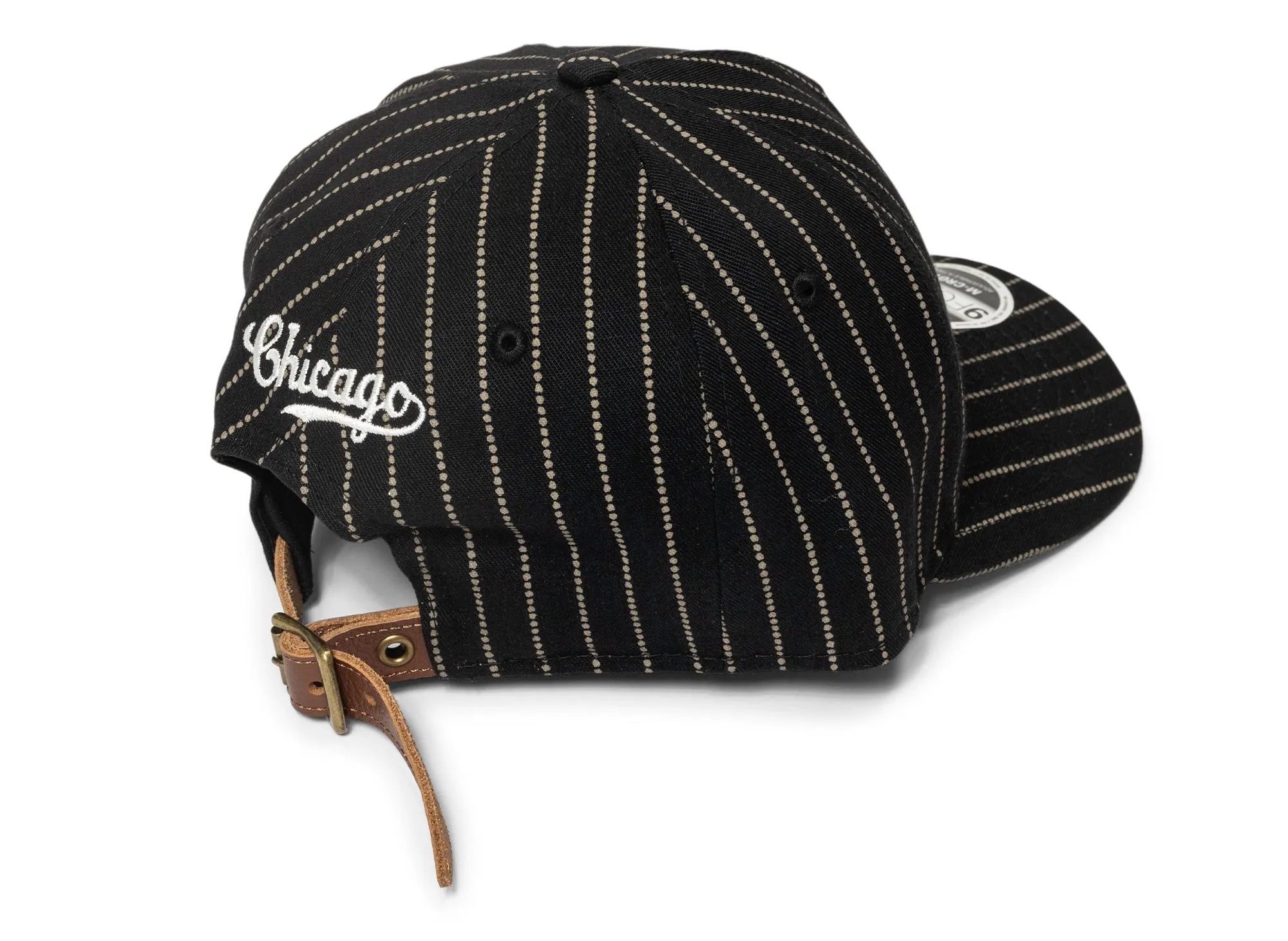 New Era Dotted Pinstripe Chicago Cubs Strapback Hat xld
