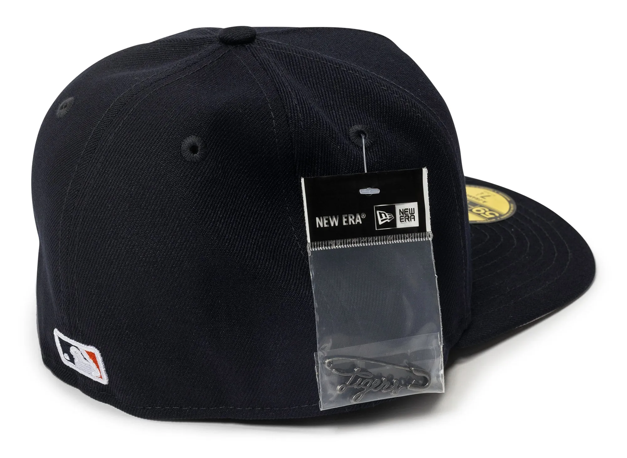 New Era Script Safety Pin Detroit Tigers Fitted Hat xld