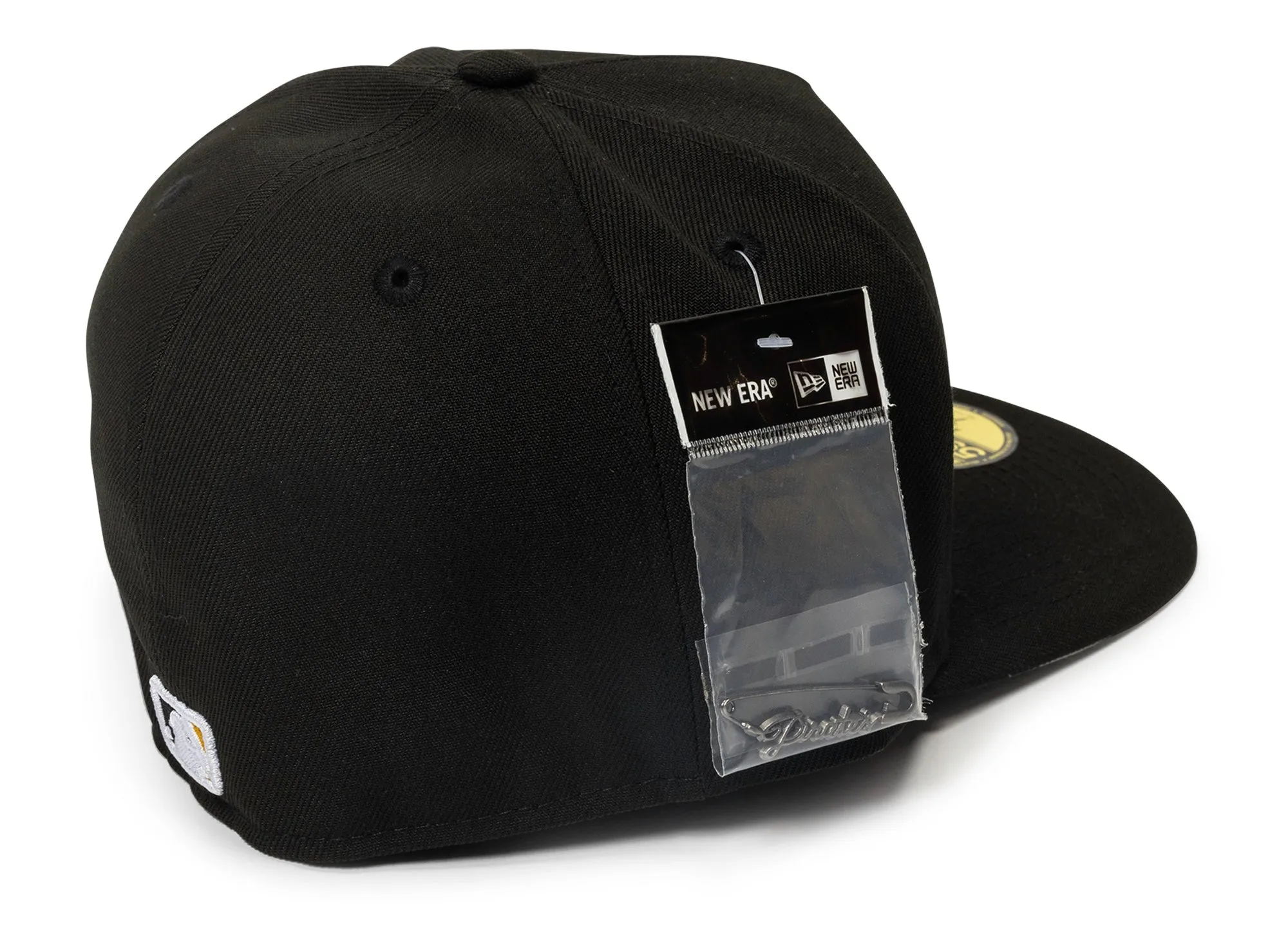 New Era Script Safety Pin Pittsburg Pirates Fitted Hat xld