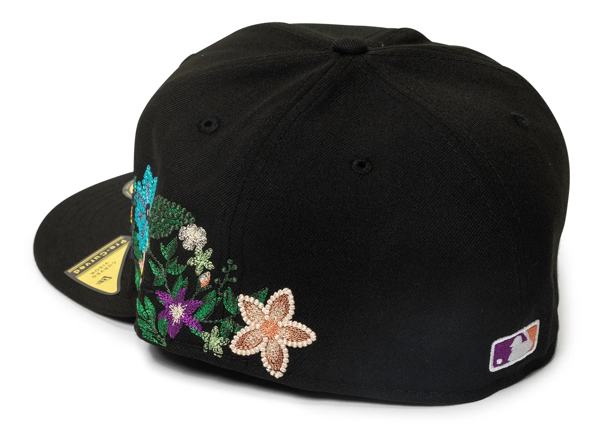 New Era Tonal Florals Pittsburg Pirates Fitted Hat in Black